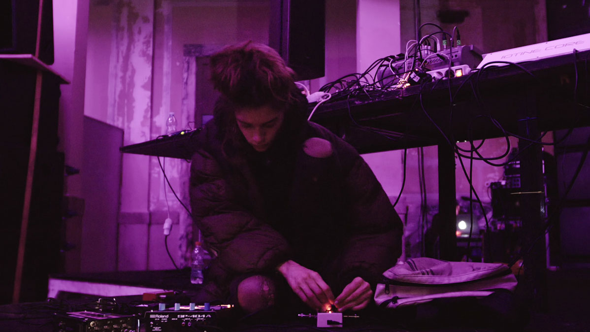 Elvin Brandhi (UK) / Zurkas Tepla / Acute Velleity / Kraaa / Svibovitch